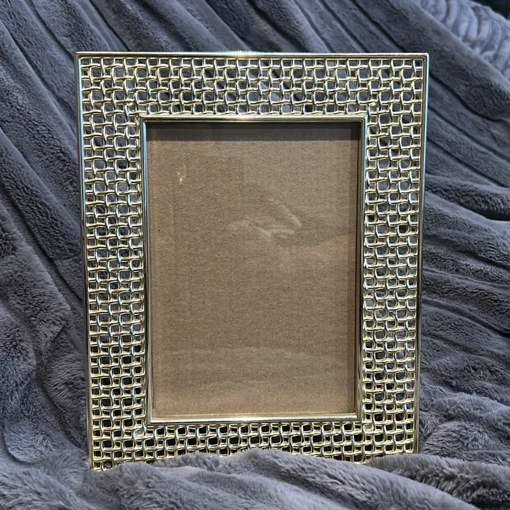 Elegant Gold Textured Picture Frame - Set of 2